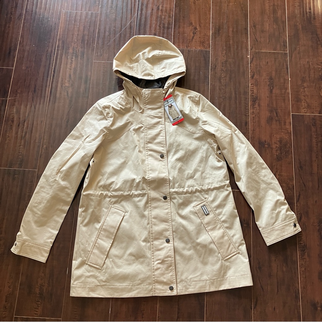 Hunter Womens WaterRepellent Short Rain Jacket